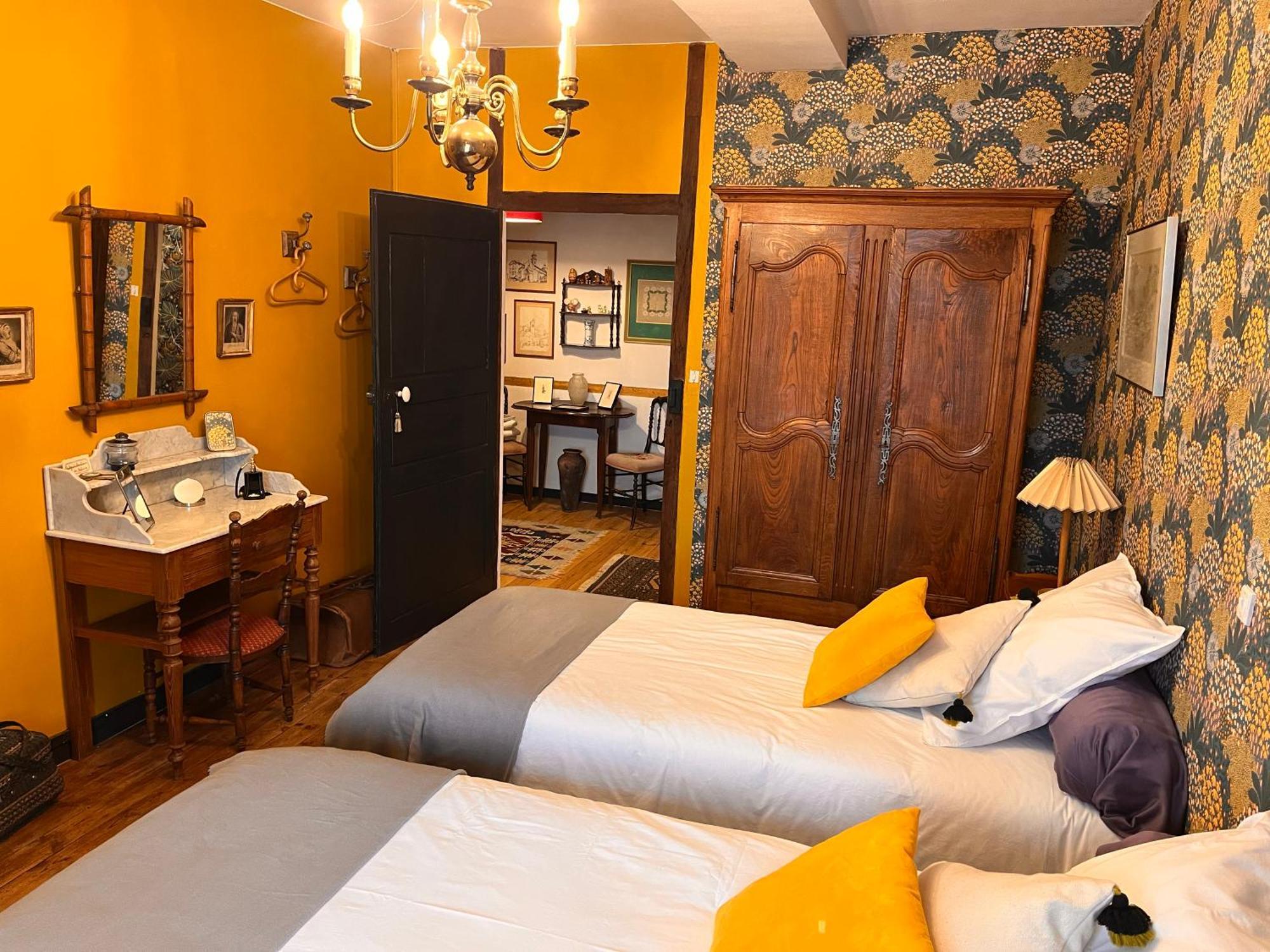 Les Loges Du Chaudron Bed & Breakfast La Chapelle-aux-Choux ภายนอก รูปภาพ