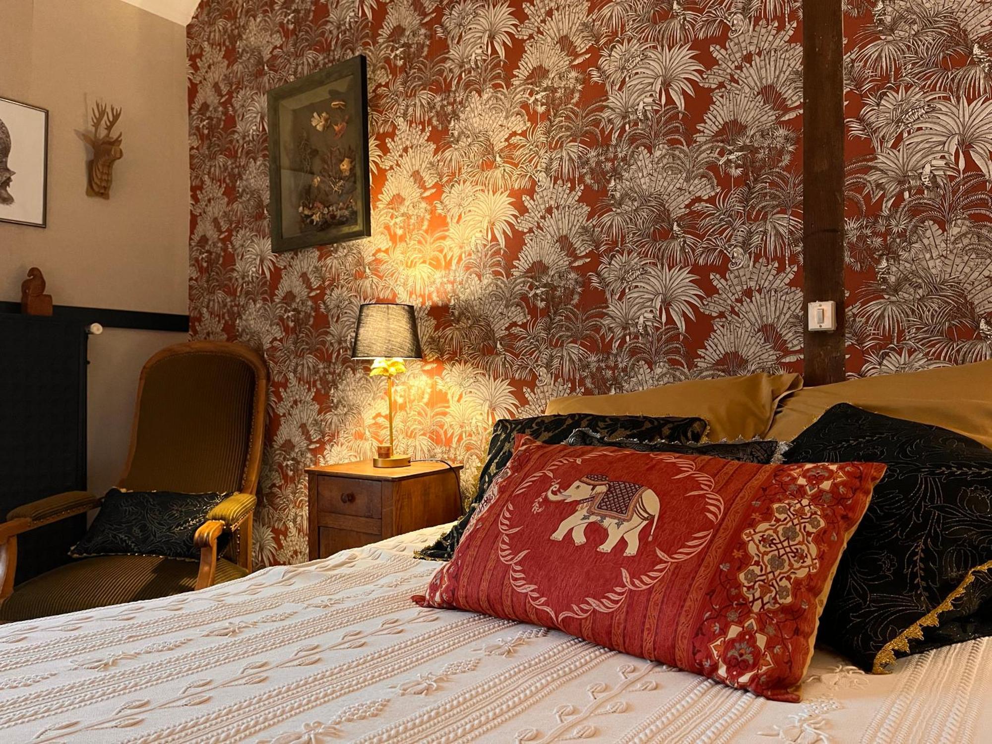 Les Loges Du Chaudron Bed & Breakfast La Chapelle-aux-Choux ภายนอก รูปภาพ